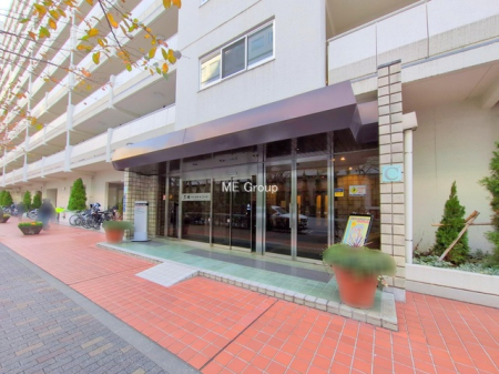 �G���g�����X -
