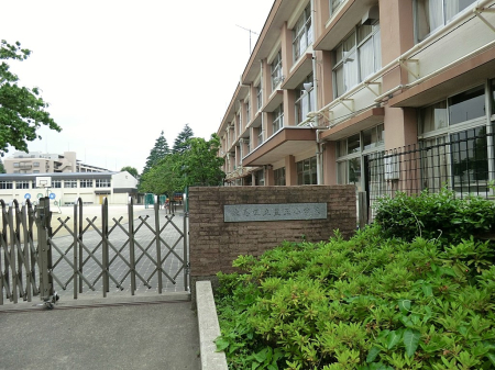 ���ӊ� ���w�Z 500m ���n�旧�L�ʏ��w�Z