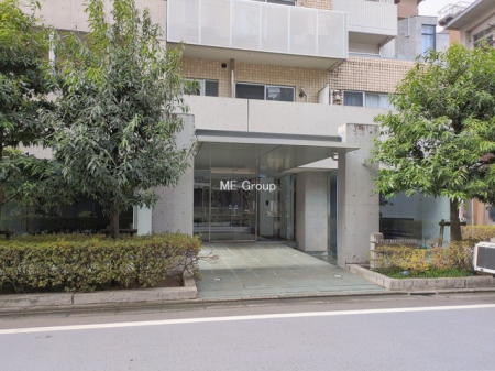 �G���g�����X -