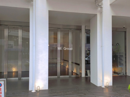 �G���g�����X -