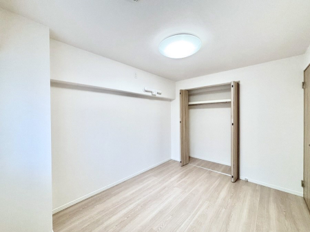 �q������ ���q���܂̂������Ƃ��Ă��I�ߗނ̐������ڂɕ֗��ȃN���[�[�b�g�t���̗m���B
