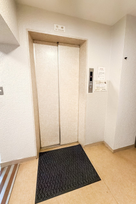 ���̑� �G���x�[�^�[�z�[��