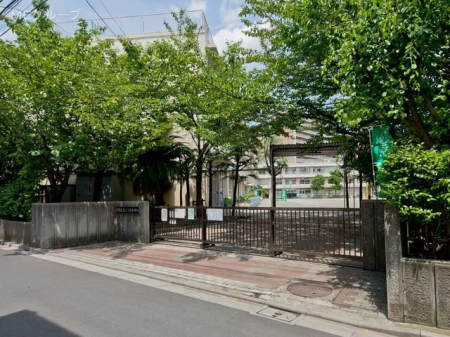���ӊ� ���w�Z 500m �����旧������w�Z