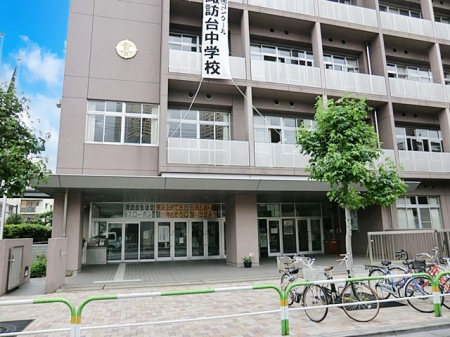 ���ӊ� ���w�Z 650m �r��旧�z�K�䒆�w�Z