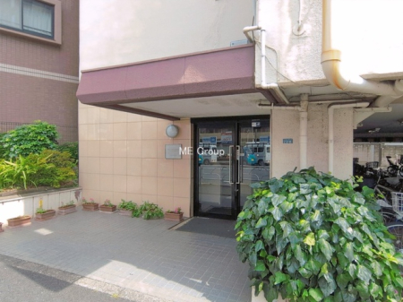 �G���g�����X -