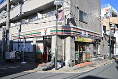 ���ӊ� �R���r�j 300m �Z�u��-�C���u�� ���n�������w�k�X