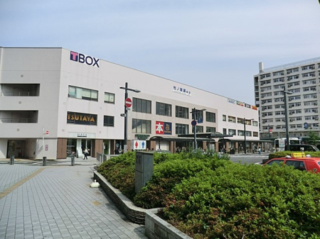 ���ӊ� �w 1800m �|�m�ˉw�@