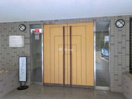�G���g�����X -