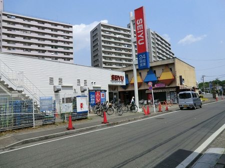 ���ӊ� �X�[�p�[ 200m ���F����j���[�^�E���X