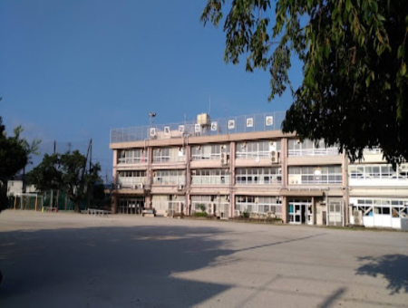 ���ӊ� ���w�Z 550m ���n�旧�ΐ_��䏬�w�Z