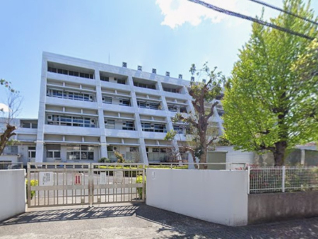 ���ӊ� ���w�Z 810m �����旧�Z�����w�Z