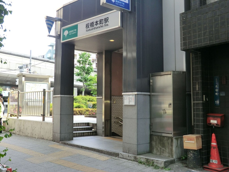 ���ӊ� �w 320m �s�c�O�c�����{���w