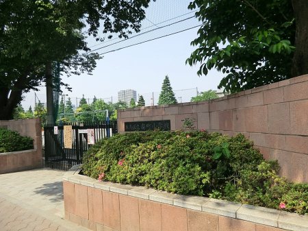 ���ӊ� ���w�Z 600m ���n�旧�쒬���w�Z