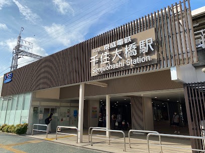 ���ӊ� �w 1100m ��Z�勴�w