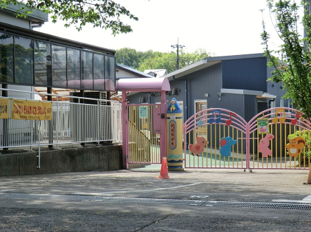 周辺環境 幼稚園・保育園 153m 横田保育園
