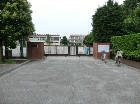 周辺環境 小学校 1200m 練馬区立上石神井北小学校